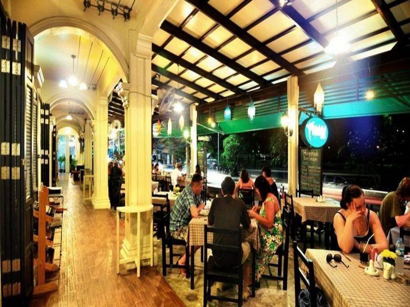 Phuket Heritage Hotel Karon Exterior photo