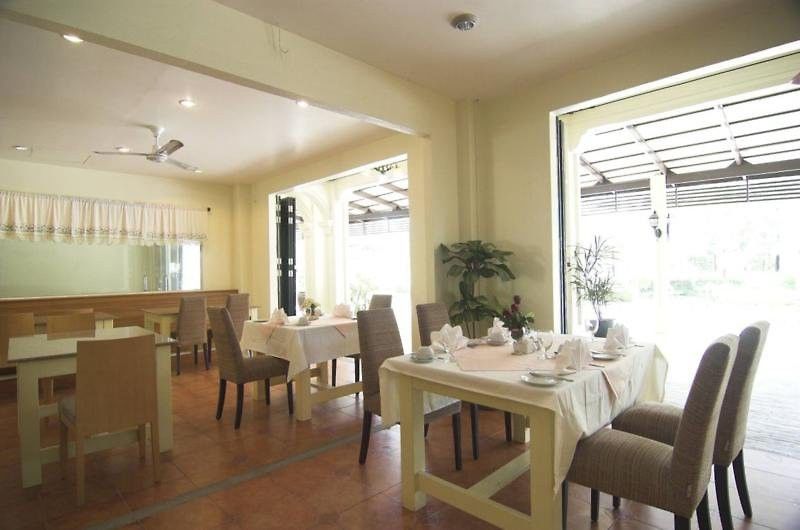 Phuket Heritage Hotel Karon Exterior photo